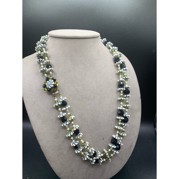 Double Strand Retro Necklace Flower Beads Plastic Glass Green White Black Gold - Picture 2 of 10